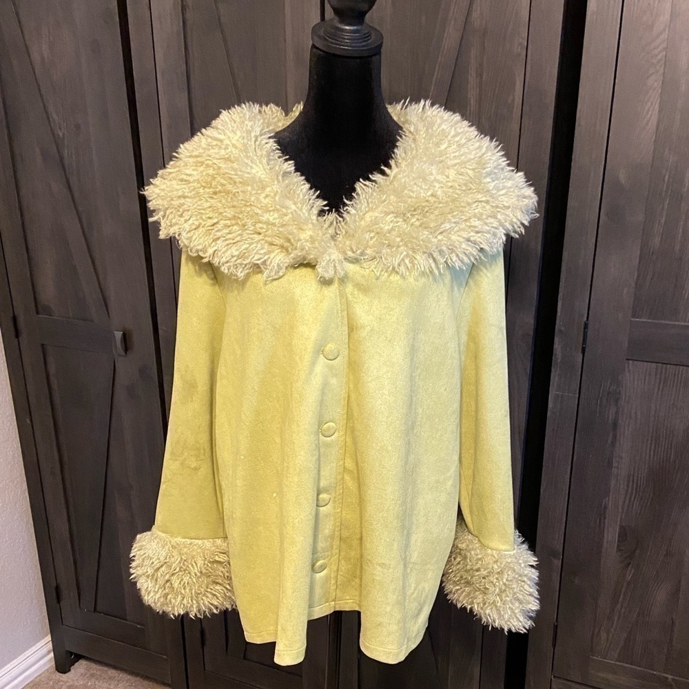 SHEIN Lime Green Jacket with Faux Fur Collar Size 0XL